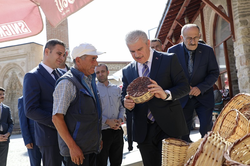 Konya Valisi Sayın İbrahim AKIN İlçemize Ziyarette Bulundu. 